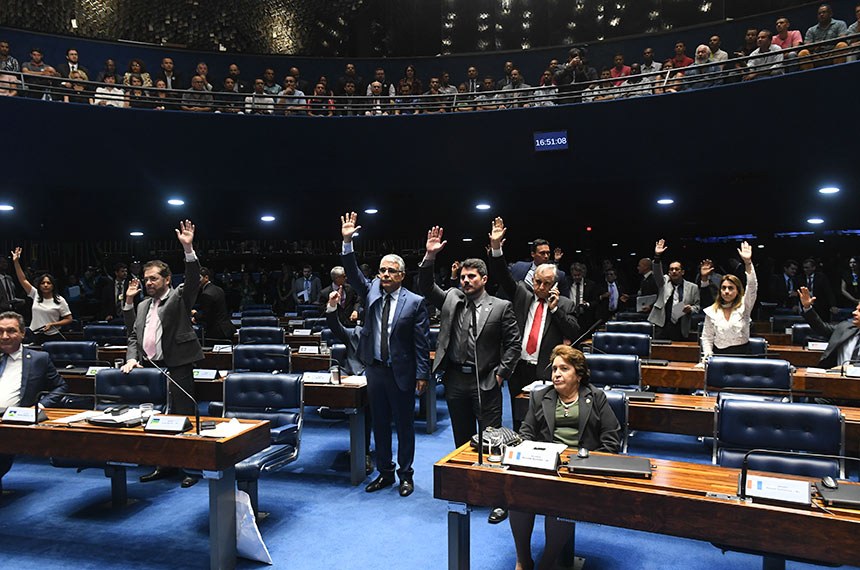 Senado aprova projeto que altera política nacional sobre drogas